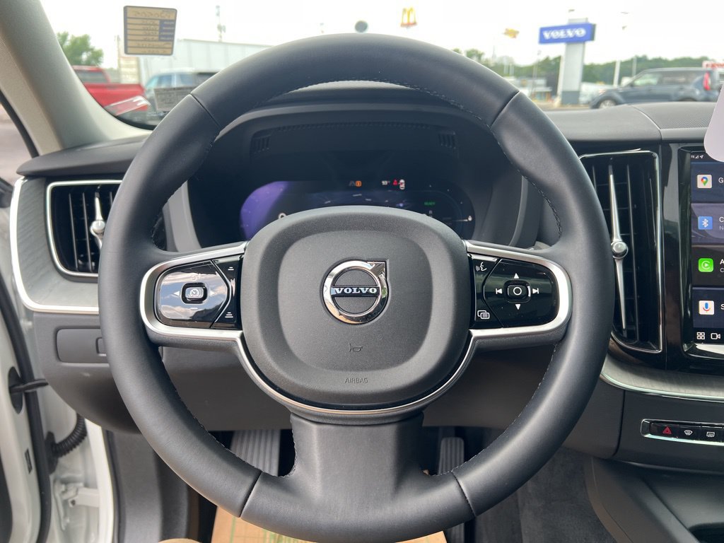 Certified 2025 Volvo XC60 T8 Plus w/ Protection Package Premier AWD/4WD image 16