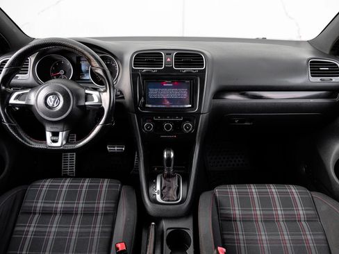 Used 2013 Volkswagen GTI 4-Door image 20