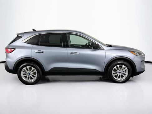 Used 2022 Ford Escape SE AWD/4WD image 16
