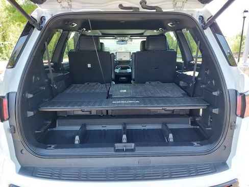 Certified 2025 Toyota Sequoia Platinum AWD/4WD image 40