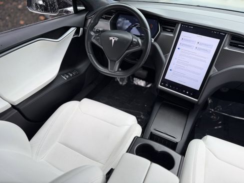 Used 2018 Tesla Model S 100D image 41