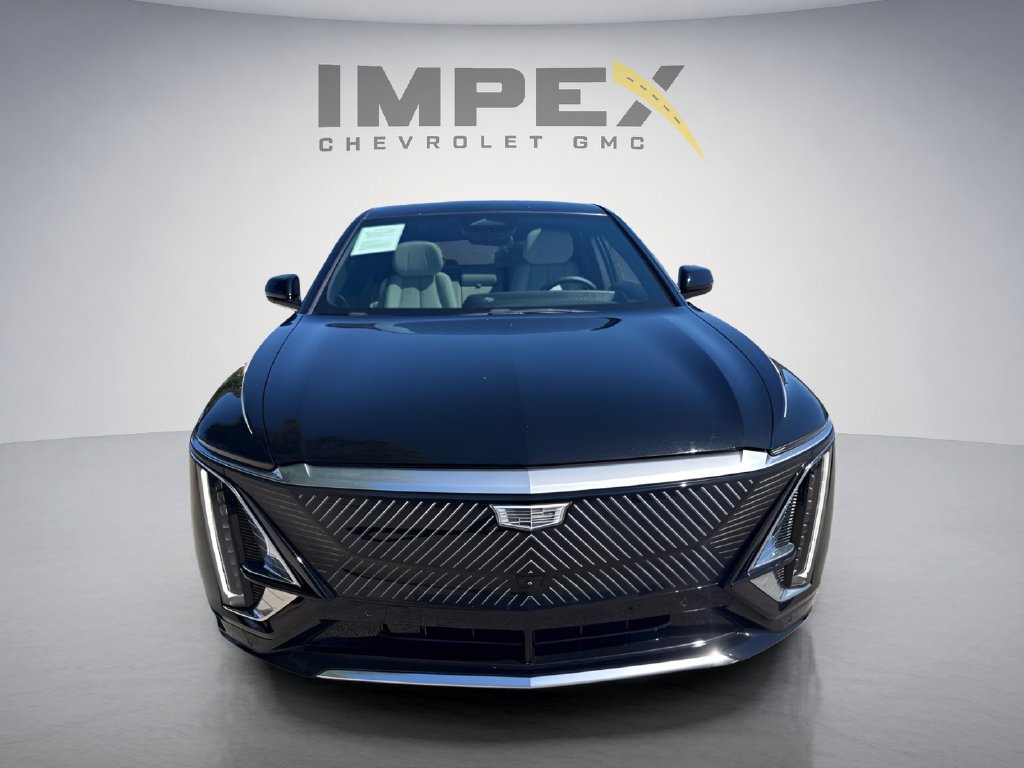 Used 2024 Cadillac Lyriq Luxury RWD image 8