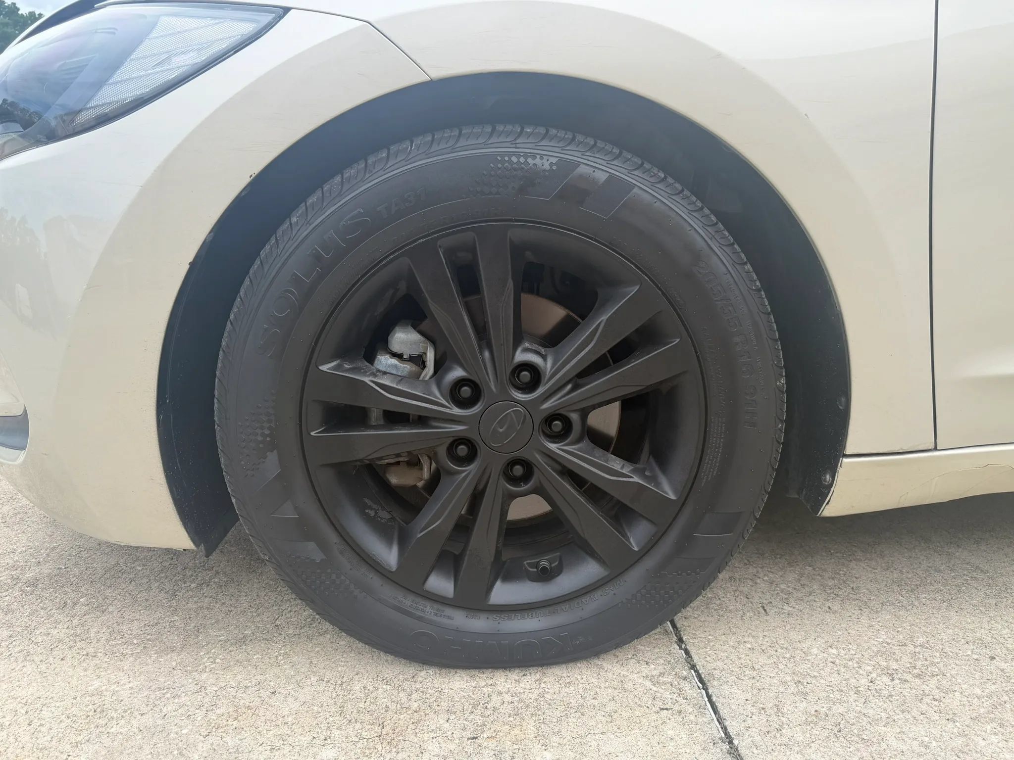 Used 2017 Hyundai Elantra SE FWD image 34