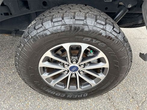 Used 2019 Ford F150 XLT w/ Equipment Group 302A Luxury image 14