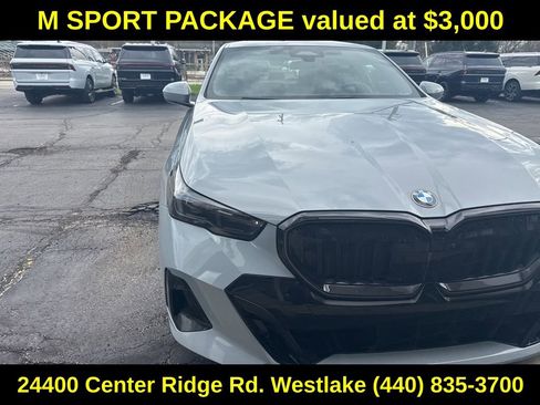 Used 2026 BMW 530i xDrive w/ M Sport Package image 3