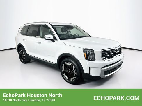 Used 2025 Kia Telluride S FWD image 1
