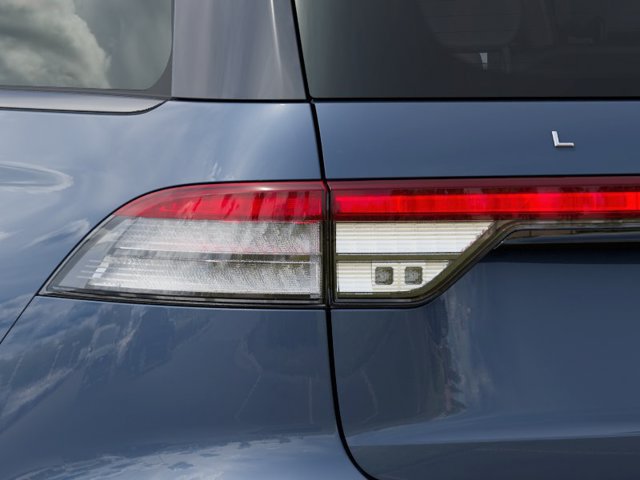 New 2027 Lincoln Aviator AWD w/ Jet Appearance Package image 22