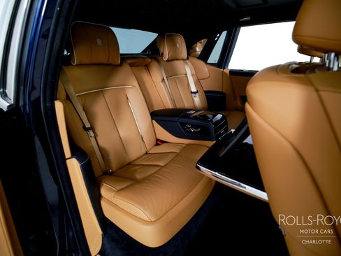 Certified 2020 Rolls-Royce Phantom Sedan image 30