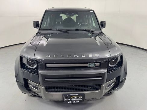 Used 2022 Land Rover Defender 110 X-Dynamic HSE AWD/4WD image 2