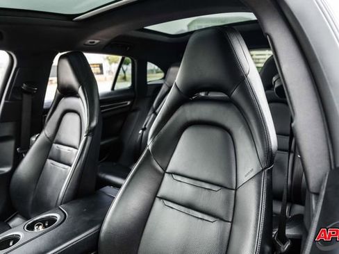 Used 2018 Porsche Panamera 4S image 28