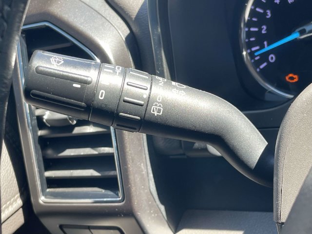 Used 2018 Ford Expedition Limited w/ Equipment Group 302A RWD image 25