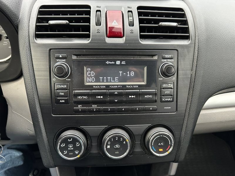 Used 2014 Subaru Forester 2.5i Premium w/ All-Weather Package AWD/4WD image 20