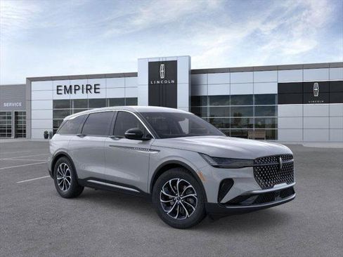 New 2026 Lincoln Nautilus Premier image 7