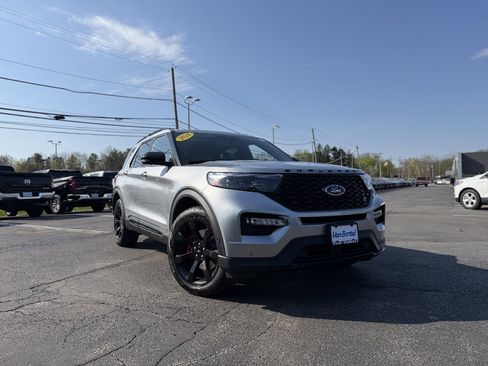 Used 2020 Ford Explorer ST w/ ST Street Pack AWD/4WD image 9