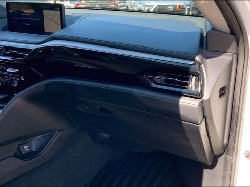 Used 2023 Acura MDX SH-AWD w/ Technology Package image 19