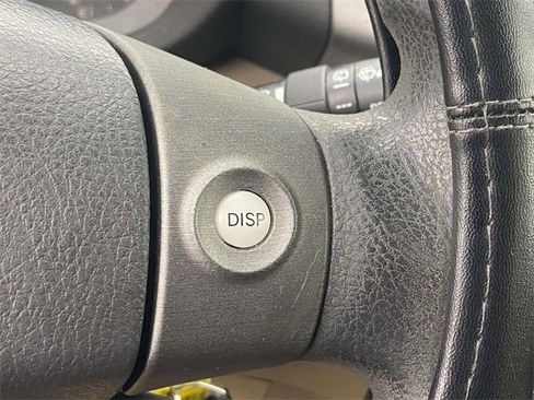 Used 2011 Toyota RAV4 4WD w/ Base L4 Extra Value Pkg image 18