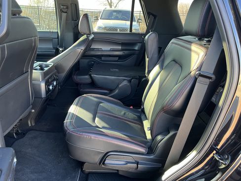 Used 2021 Ford Expedition Limited image 15