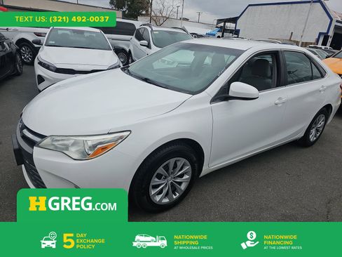 Used 2016 Toyota Camry LE FWD image 1