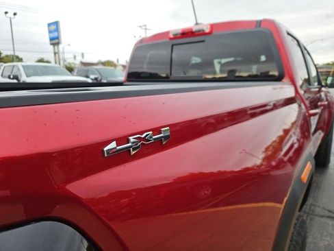 New 2026 GMC Canyon Elevation w/ Convenience Package image 9