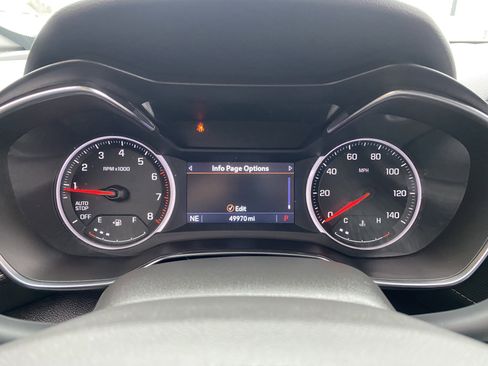 Used 2021 Chevrolet TrailBlazer ACTIV w/ Technology Package image 24