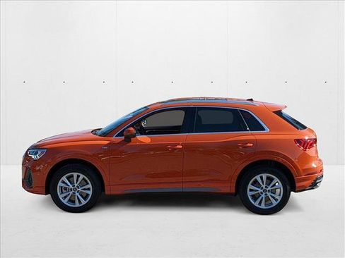 New 2025 Audi Q3 2.0T Premium image 8