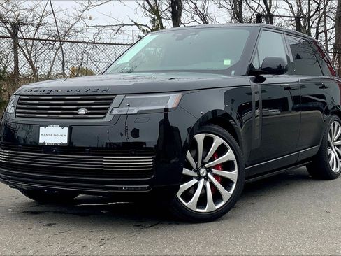 Used 2024 Land Rover Range Rover SV image 1