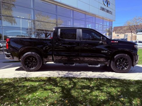 Used 2021 Chevrolet Silverado 1500 RST image 13