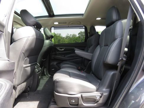 Used 2023 Subaru Ascent Limited w/ Technology Package AWD/4WD image 20