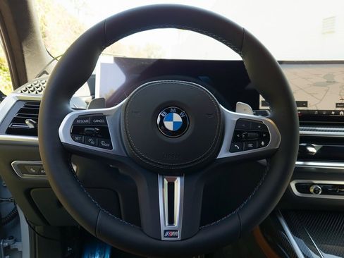 New 2026 BMW X7 M60i image 11