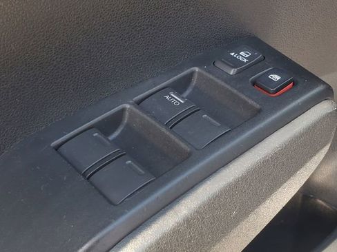 Used 2012 Honda Fit Sport image 7