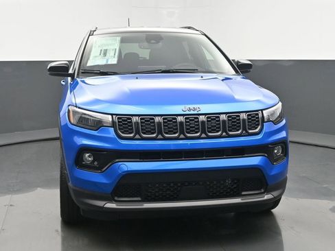 New 2026 Jeep Compass Limited image 8