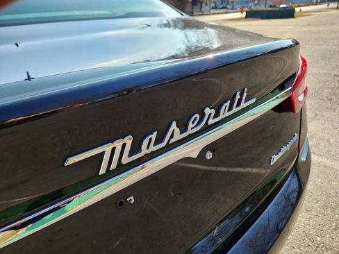 Used 2014 Maserati Quattroporte GTS image 14