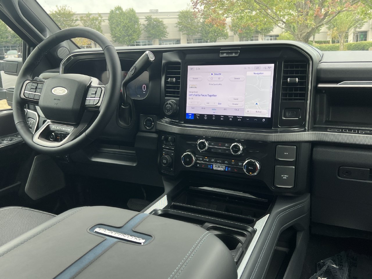 New 2026 Ford F450 Platinum w/ FX4 Off-Road Package AWD/4WD image 3
