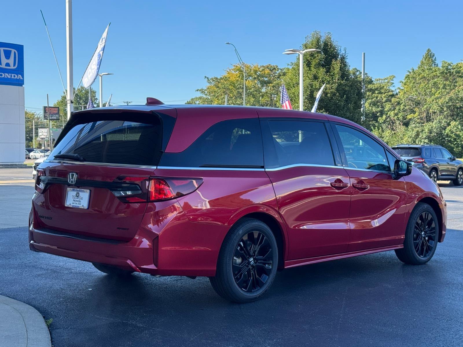 New 2027 Honda Odyssey Sport-L image 3