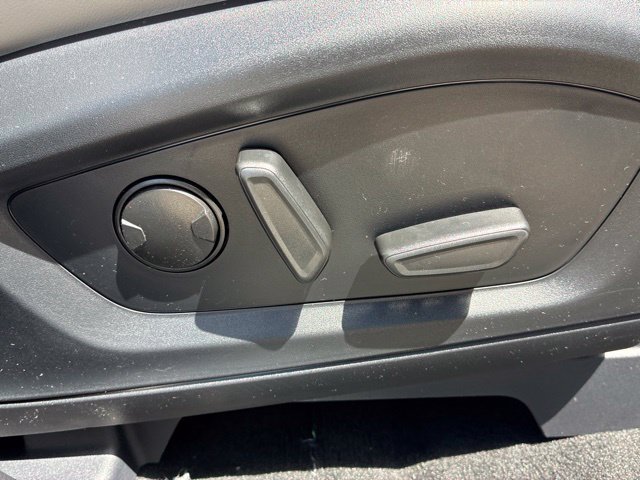 New 2026 Ford Explorer Active w/ Active Comfort Package RWD image 34