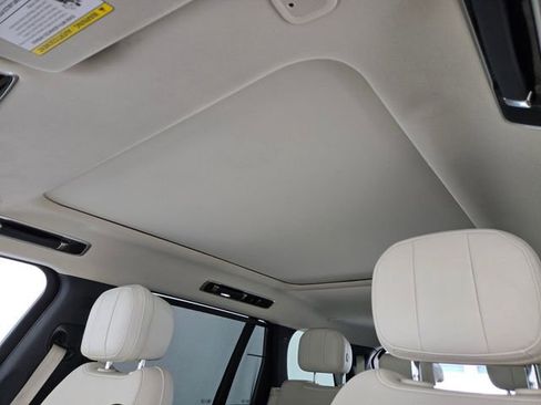 Certified 2023 Land Rover Range Rover Long Wheelbase SE image 11