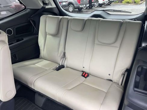 Used 2019 Subaru Ascent Limited w/ Popular Package #2 AWD/4WD image 13