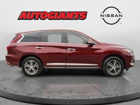 Used 2020 INFINITI QX60 Luxe w/ Essential Package image 4