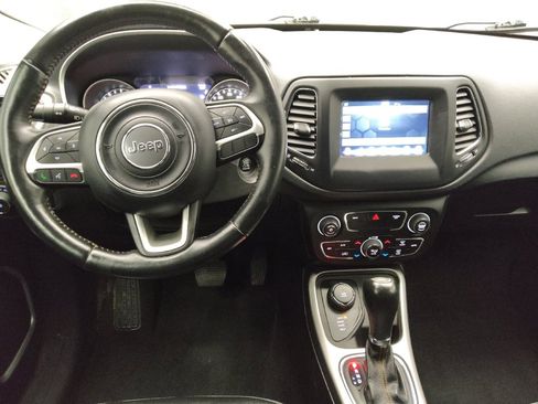 Used 2019 Jeep Compass Latitude w/ Popular Equipment Group AWD/4WD image 22