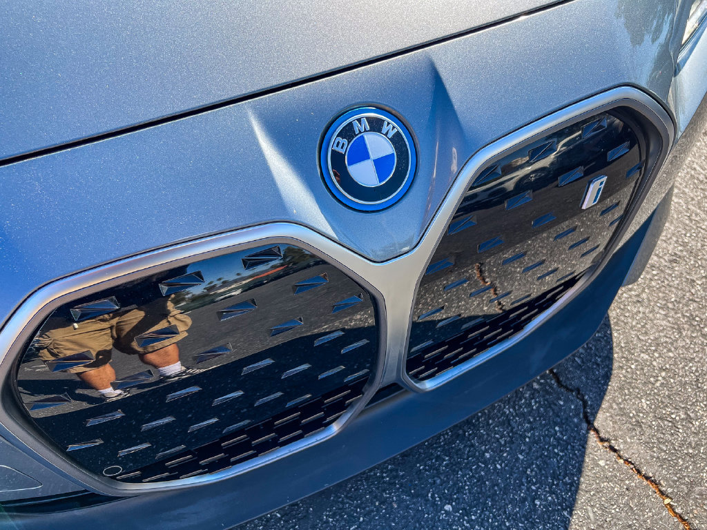 Certified 2024 BMW i4 eDrive35 w/ Convenience Package RWD image 11