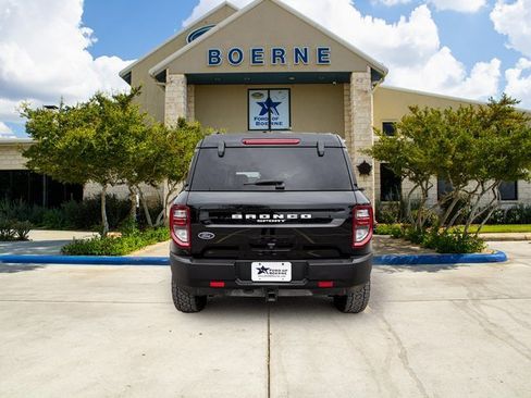 Used 2022 Ford Bronco Sport Badlands image 4