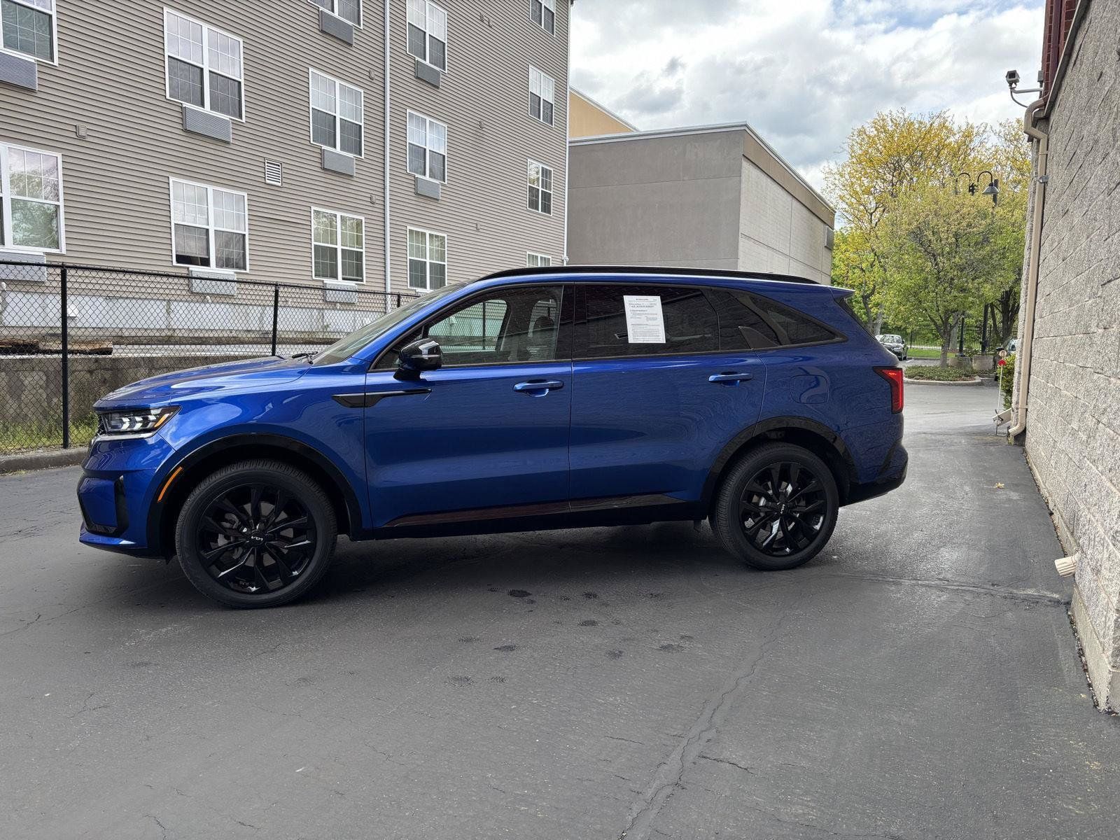Used 2022 Kia Sorento SX AWD/4WD image 3