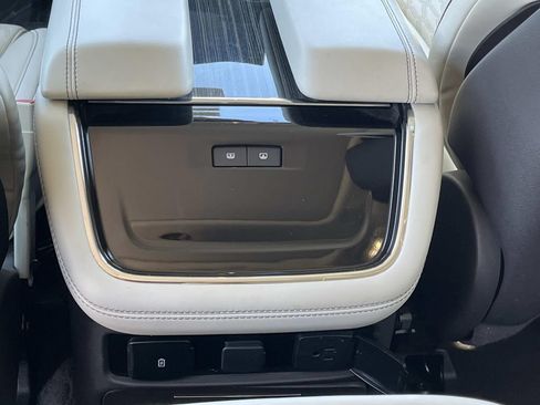 Used 2024 Lincoln Navigator Black Label AWD/4WD image 18