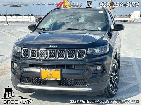 Certified 2023 Jeep Compass Limited AWD/4WD image 1