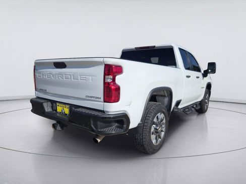 Used 2024 Chevrolet Silverado 2500 Custom w/ Custom Value Package RWD image 4