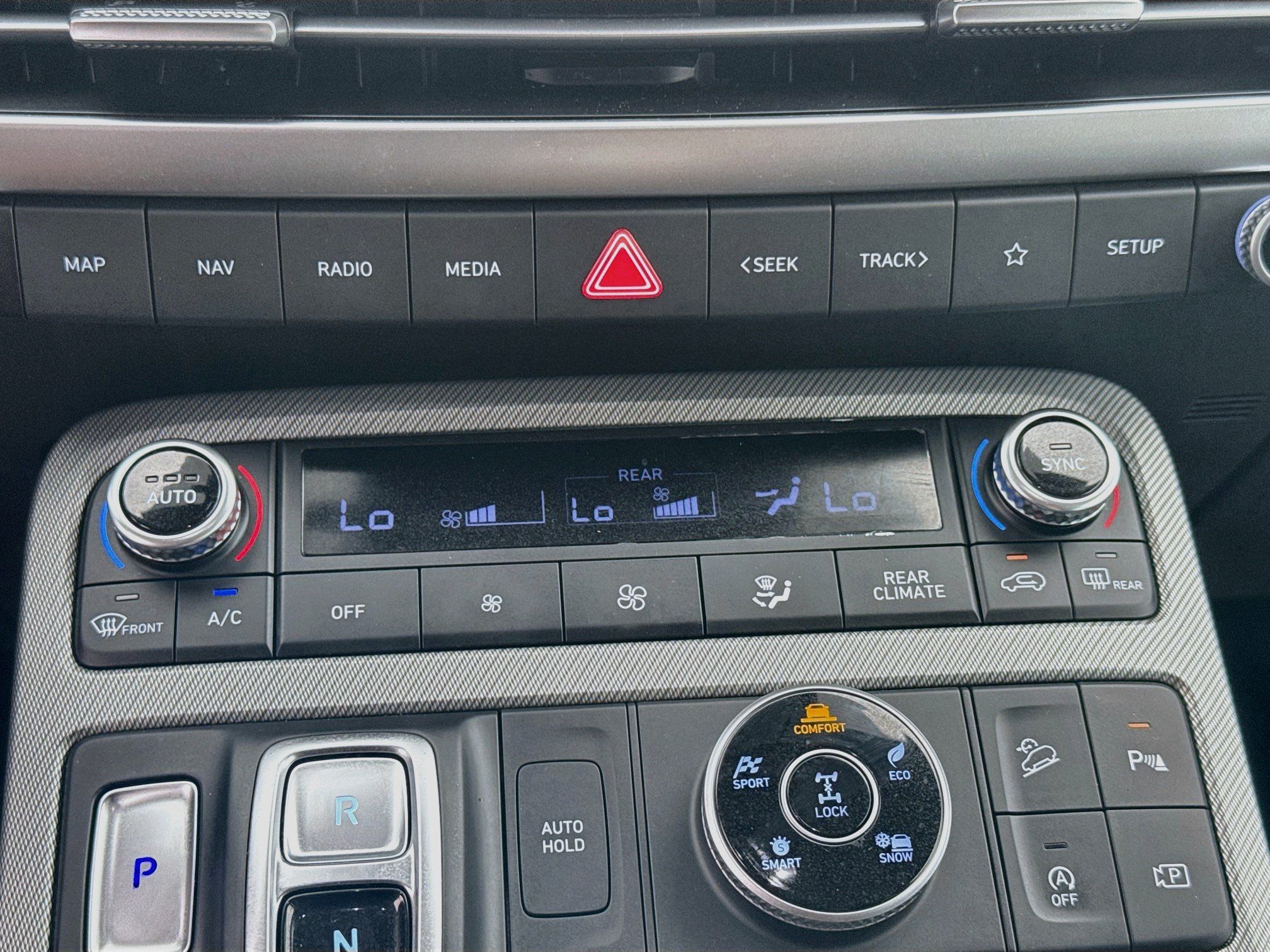 Used 2023 Hyundai Palisade SEL AWD/4WD image 12