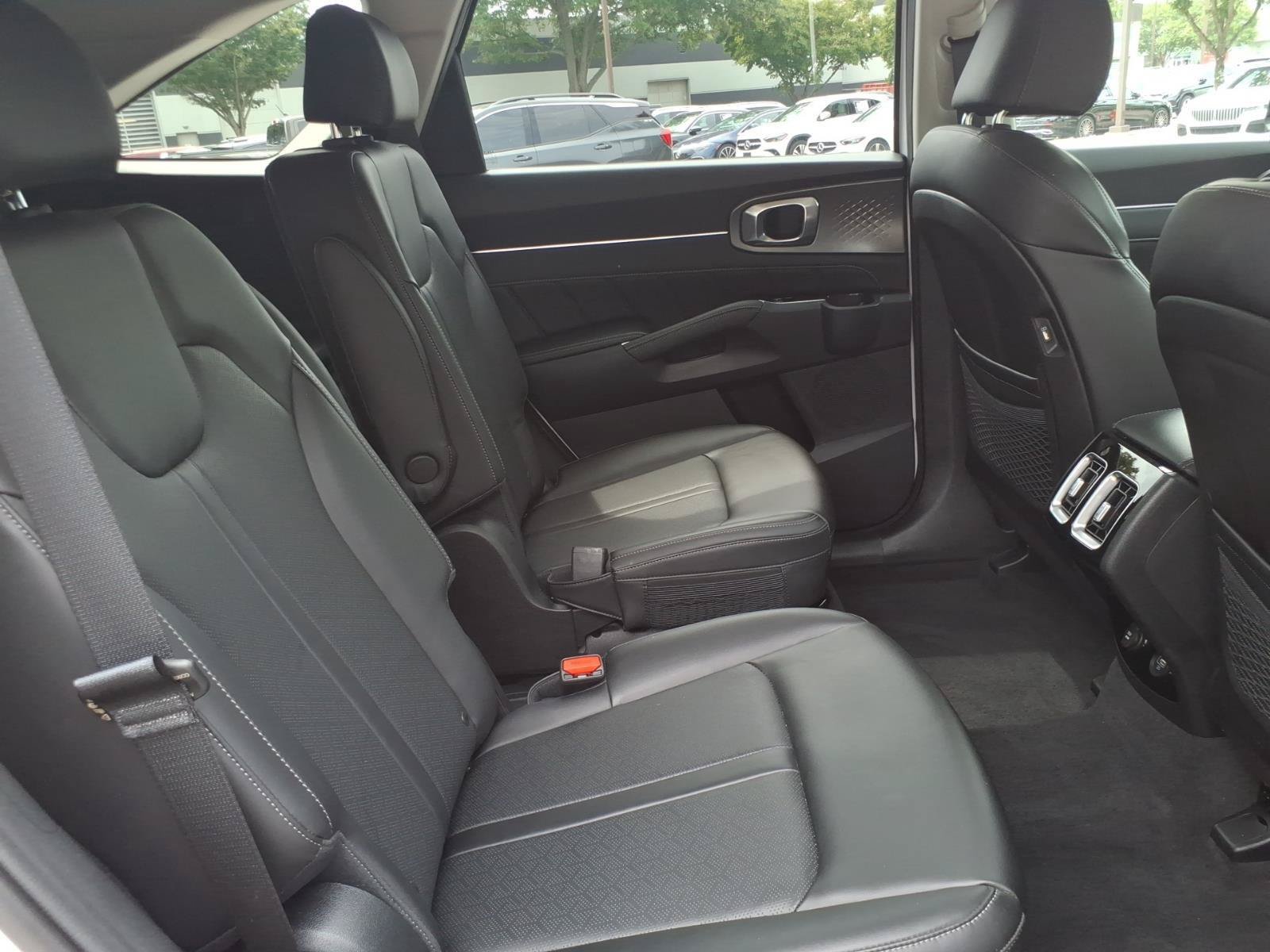 Used 2023 Kia Sorento SX AWD/4WD image 25