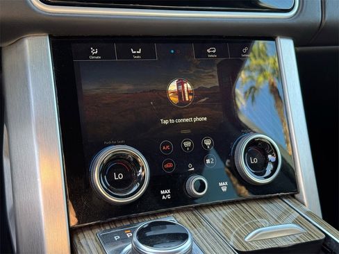 Used 2018 Land Rover Range Rover HSE image 30