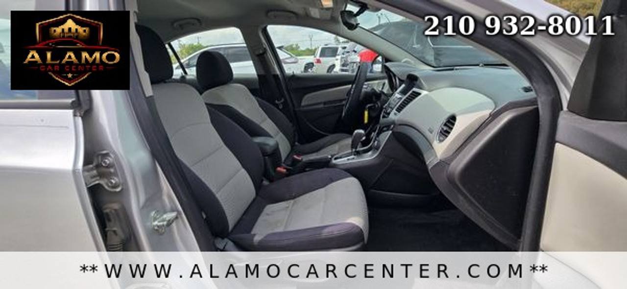 Used 2014 Chevrolet Cruze LS FWD image 15