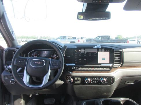 New 2026 GMC Sierra 3500 SLE w/ SLE Value Package AWD/4WD image 14